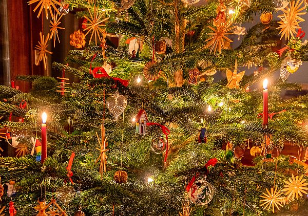 Weihnachten
                                                2025